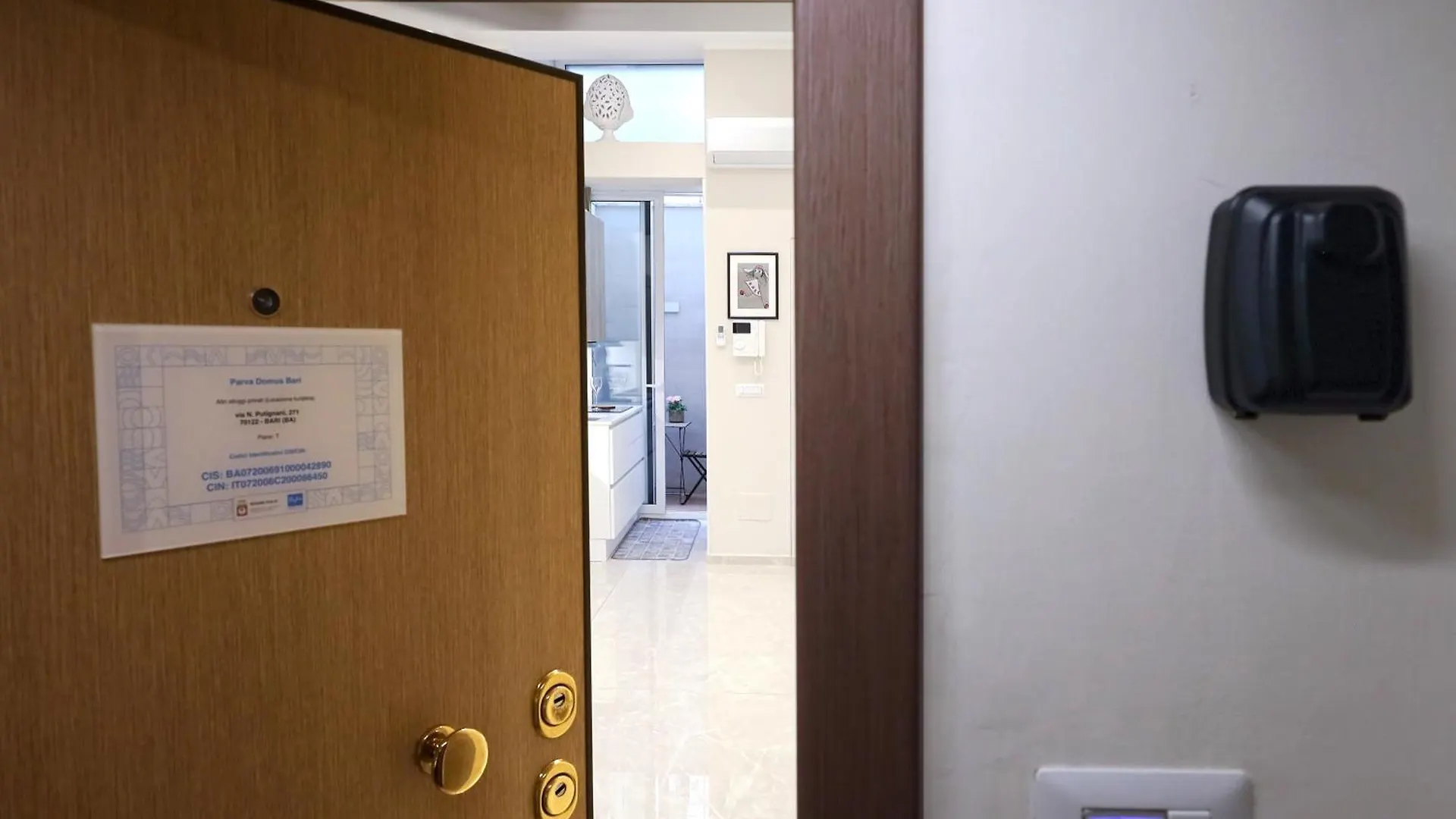 Parva Domus Bari Apartment